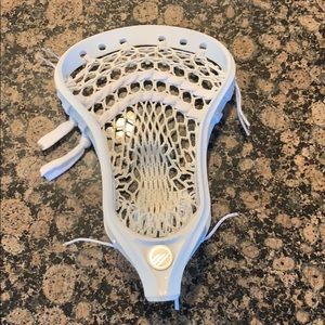 men’s lacrosse head strung